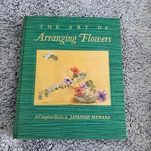 The Art of Arranging Flowers Shozo Sato Hardback Flower Photos JAPANESE IKEBANA